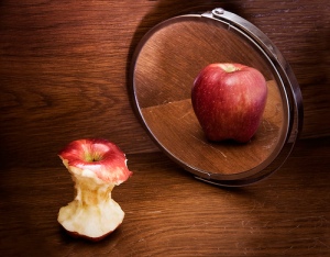 Apple in Mirror