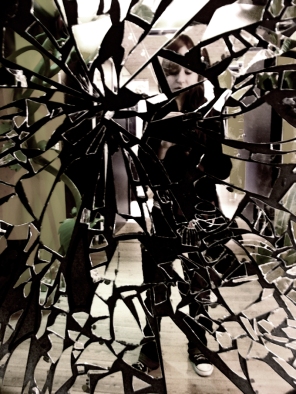 "Broken Mirror" by Edward Van Helgen @ deviantart.com 